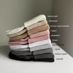 Шапка у рубчик