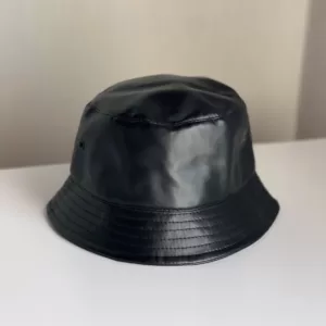 Панама із екошкіри чорна