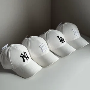 Кепка біла NY та LA